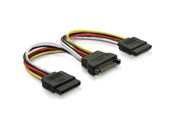 DELTACO 15-pin SATA Strøm til 2 x 15-pin 10cm, Adapter, 15-pin til 2 x 15-pin 